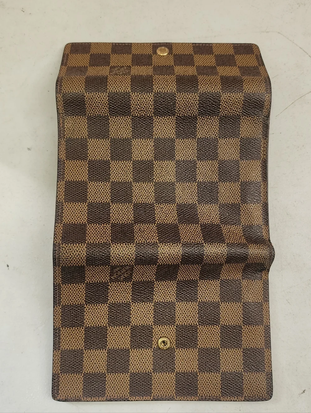 Authentic Vintage Damier Ebene Louis Vuitton Trifold Wallet With Digital COA